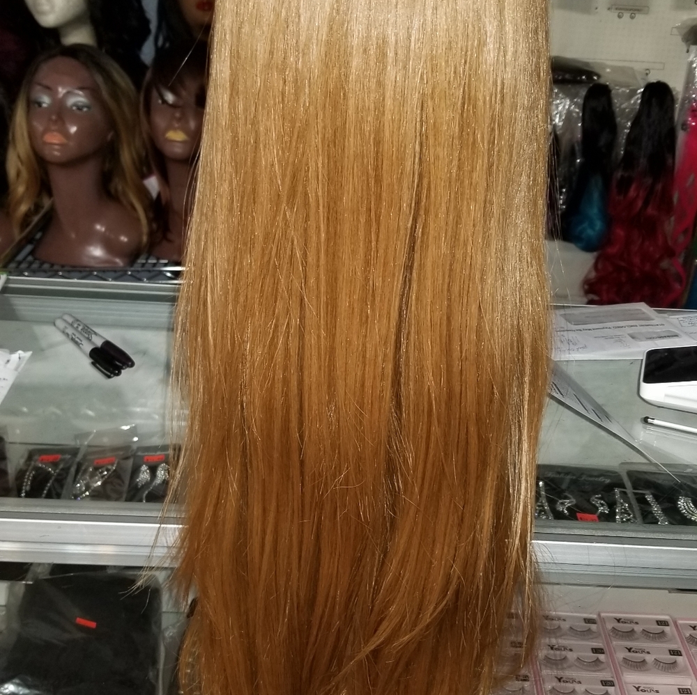 Wigs - Picture 3 of 3